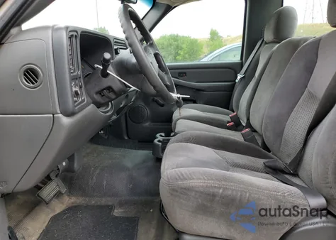 2006 Chevrolet Silverado C1500 from USA, damaged, VIN 3GCEC14X46G273344